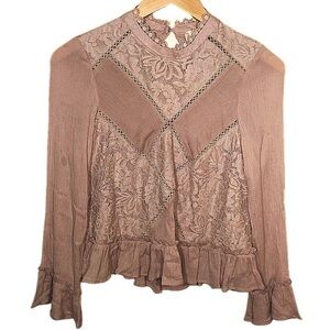 Altar’d State Boho Lacey Ruffled Hem Blouse